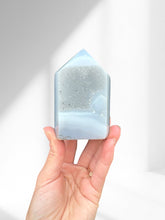 Load image into Gallery viewer, Agate Point 15