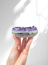 Load image into Gallery viewer, Amethyst Cluster 05
