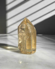 Load image into Gallery viewer, Citrine Point 42