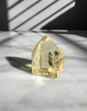 Load image into Gallery viewer, Citrine Point 40