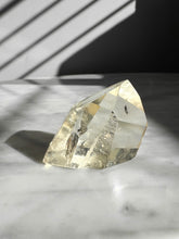 Load image into Gallery viewer, Citrine Point 47