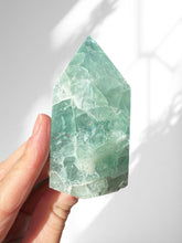 Load image into Gallery viewer, Fluorite Point 19