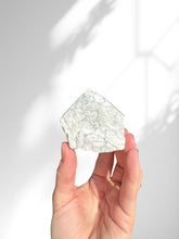 Load image into Gallery viewer, Rough Howlite Polished Point