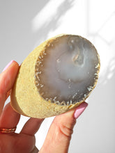 Load image into Gallery viewer, Agate Enhydro 27