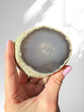 Load image into Gallery viewer, Agate Enhydro 28