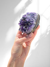 Load image into Gallery viewer, Amethyst Cluster 01