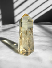 Load image into Gallery viewer, Citrine Point 43