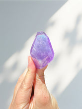 Load image into Gallery viewer, Amethyst Free Form 09