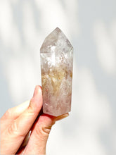 Load image into Gallery viewer, UV Reactive Phantom Amethyst Point 05