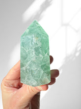 Load image into Gallery viewer, Fluorite Point 15