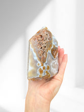 Load image into Gallery viewer, Agate Point 01