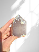 Load image into Gallery viewer, Agate Point 26