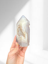 Load image into Gallery viewer, Agate Point 25