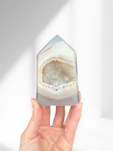 Load image into Gallery viewer, Agate Point 25