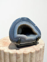 Load image into Gallery viewer, Agate Geode | 4.4kg