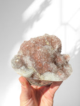 Load image into Gallery viewer, Amethyst Cupcake 17