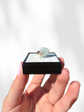 Load image into Gallery viewer, Aquamarine Specimen 04