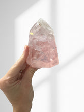 Load image into Gallery viewer, Rose Quartz Points