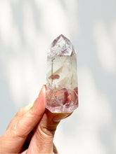 Load image into Gallery viewer, UV Reactive Phantom Amethyst Point 15