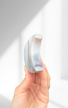 Load image into Gallery viewer, Agate Moon 04