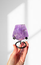 Load image into Gallery viewer, Crystal Heart Display Stand