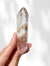 Load image into Gallery viewer, UV Reactive Phantom Amethyst Point 09