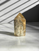 Load image into Gallery viewer, Citrine Point 42