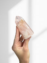 Load image into Gallery viewer, Rose Quartz Points