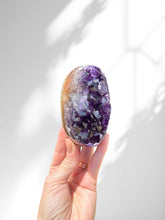 Load image into Gallery viewer, Amethyst Cluster 08