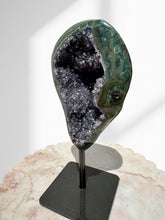 Load image into Gallery viewer, Amethyst Druzy 22