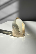 Load image into Gallery viewer, Citrine Point 24