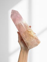 Load image into Gallery viewer, Rose Quartz Points