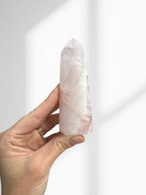 Load image into Gallery viewer, Rose Quartz Points