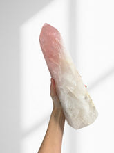 Load image into Gallery viewer, Rose Quartz Points