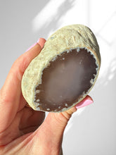 Load image into Gallery viewer, Agate Enhydro 39