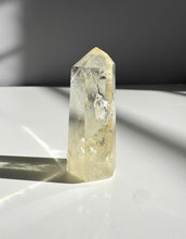 Load image into Gallery viewer, Citrine Point 20