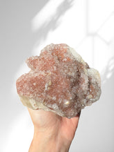 Load image into Gallery viewer, Amethyst Cupcake 17