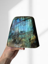 Load image into Gallery viewer, Labradorite Standing 02