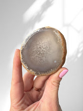 Load image into Gallery viewer, Agate Enhydro 02