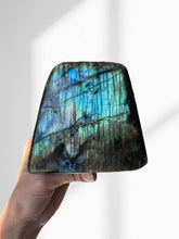 Load image into Gallery viewer, Labradorite Standing 02