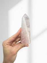Load image into Gallery viewer, Rose Quartz Points