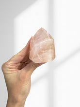 Load image into Gallery viewer, Rose Quartz Points