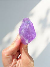 Load image into Gallery viewer, Amethyst Free Form 09