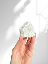 Load image into Gallery viewer, Rough Howlite Polished Point