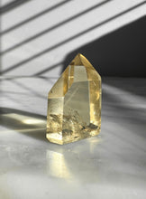 Load image into Gallery viewer, Citrine Point 41