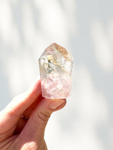 Load image into Gallery viewer, UV Reactive Phantom Amethyst Point 17