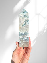 Load image into Gallery viewer, Green Moss Agate Point 01