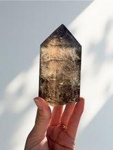 Load image into Gallery viewer, Smokey Quartz Point 09