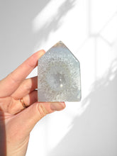 Load image into Gallery viewer, Agate Point 26