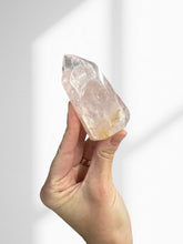 Load image into Gallery viewer, Rose Quartz Points